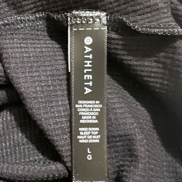 Athleta Women's Wind Down Sleep Top Henley Black Large NWOT - Picture 9 of 11